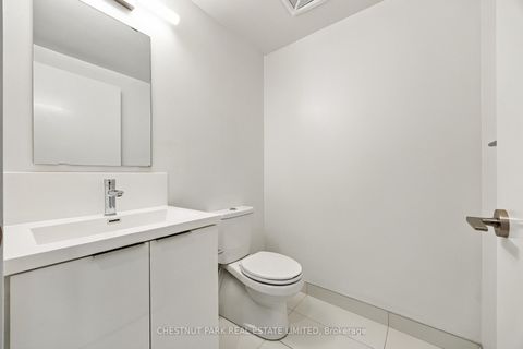 Photo 16 at 625 - 230 Simcoe Street, Chinatown, Toronto