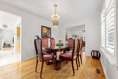 Photo 9 at 3 Green Acres Road, Uplands, Vaughan