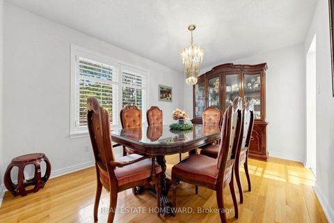 Photo 10 at 3 Green Acres Road, Uplands, Vaughan