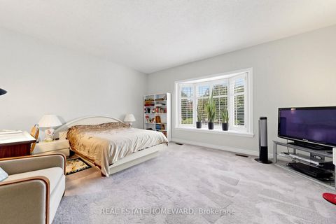 Photo 26 at 3 Green Acres Road, Uplands, Vaughan