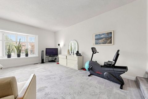 Photo 27 at 3 Green Acres Road, Uplands, Vaughan