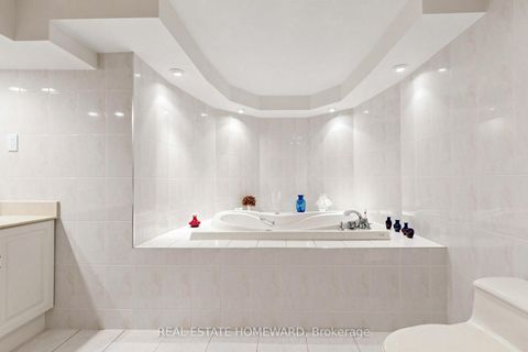 Photo 43 at 3 Green Acres Road, Uplands, Vaughan