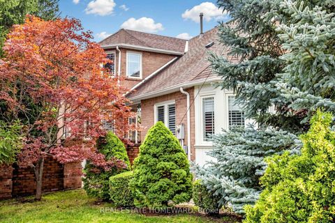 Photo 49 at 3 Green Acres Road, Uplands, Vaughan