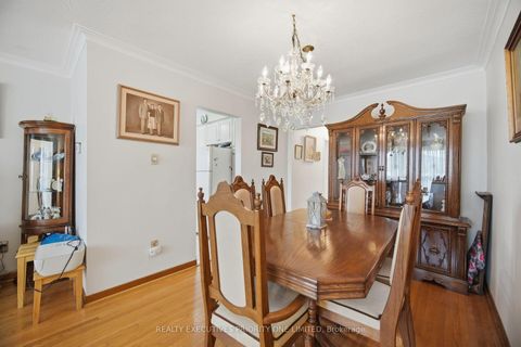 Photo 9 at 43 Elana Drive, Jane Heights, Toronto