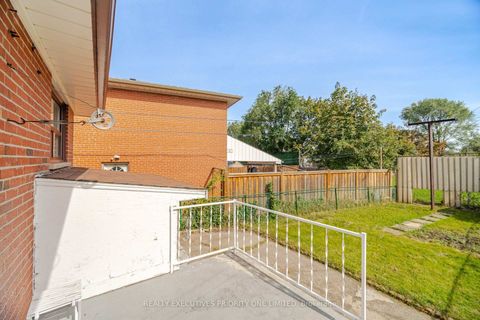 Photo 35 at 43 Elana Drive, Jane Heights, Toronto