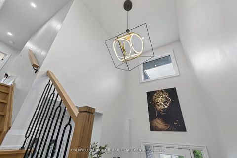 Photo 3 at 684 Lakelands Avenue, Alcona, Innisfil