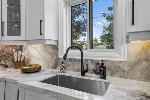 Photo 12 at 684 Lakelands Avenue, Alcona, Innisfil