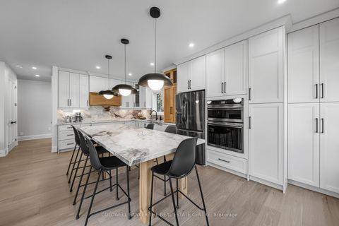 Photo 18 at 684 Lakelands Avenue, Alcona, Innisfil