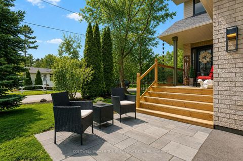 Photo 25 at 684 Lakelands Avenue, Alcona, Innisfil