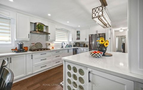 Photo 12 at 57 Sabrina Drive, Richview, Toronto