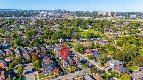 Photo 39 at 6 Purdy Crescent W, Pelmo Park W4, Toronto