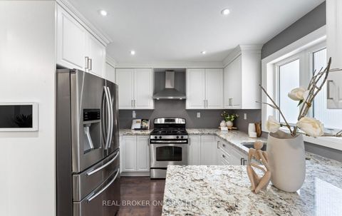 Photo 11 at 26 Roxaline Street, Humber Heights, Toronto