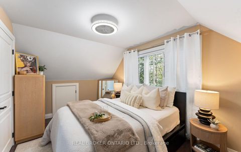 Photo 18 at 26 Roxaline Street, Humber Heights, Toronto