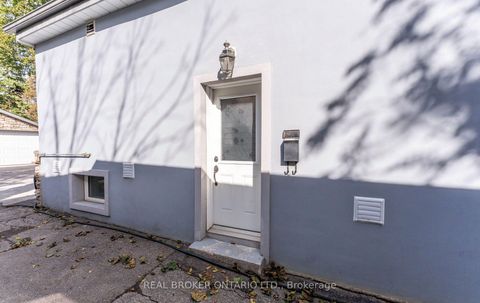 Photo 31 at 26 Roxaline Street, Humber Heights, Toronto