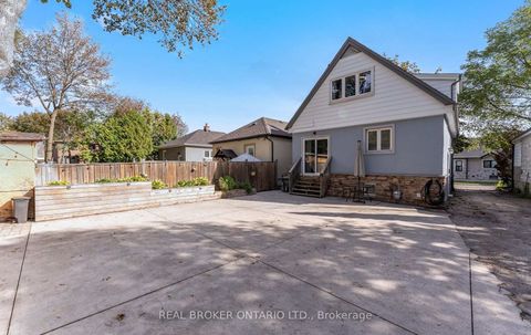 Photo 34 at 26 Roxaline Street, Humber Heights, Toronto