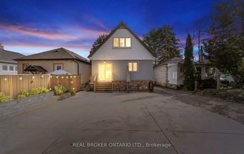 Photo 36 at 26 Roxaline Street, Humber Heights, Toronto