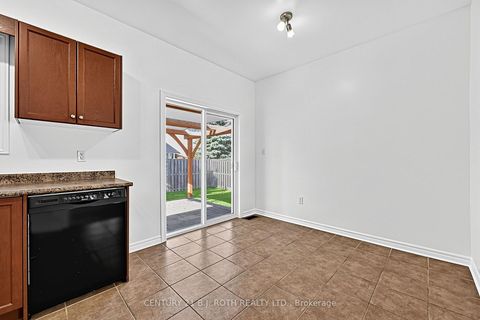 Photo 7 at 12 Lamont Crescent, Ardagh, Barrie