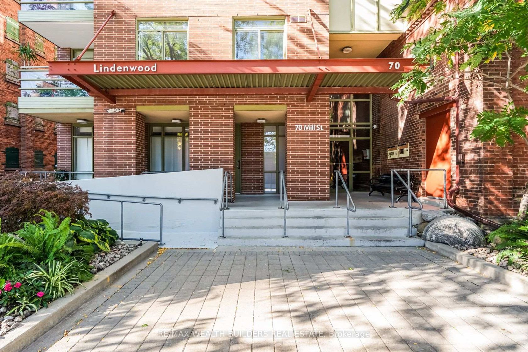 SP09 - 70 Mill Street, Waterfront Communities C8, Toronto 