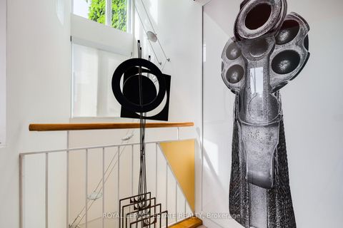 Photo 11 at 61 Seaton Street, Moss Park, Toronto
