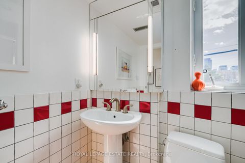 Photo 13 at 61 Seaton Street, Moss Park, Toronto