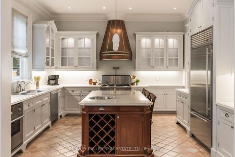 Photo 10 at 250 Forest Hill Road, Forest Hill South, Toronto