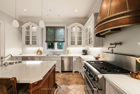 Photo 12 at 250 Forest Hill Road, Forest Hill South, Toronto