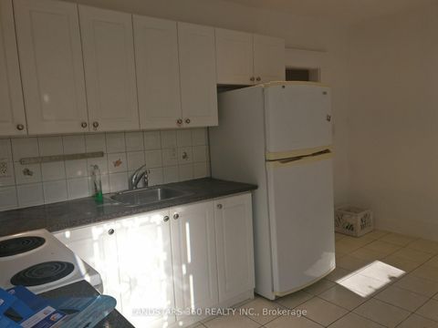 Photo 4 at 50 Cedarvale Avenue, Danforth, Toronto