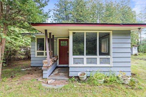 Photo 5 at 36 Nurme Avenue, Baldwin, Georgina