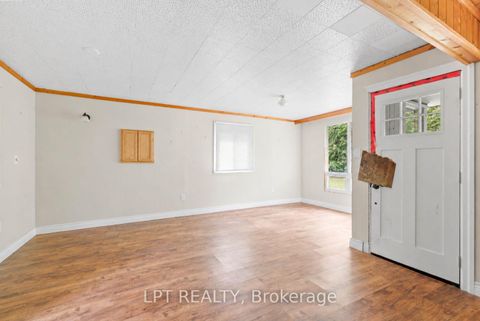 Photo 8 at 36 Nurme Avenue, Baldwin, Georgina