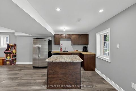 Photo 38 at 36 Regalia Way, Shore, Barrie