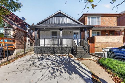 Photo 0 at 47 Laurel Avenue, Kennedy Park, Toronto