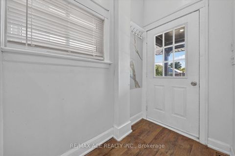 Photo 5 at 47 Laurel Avenue, Kennedy Park, Toronto