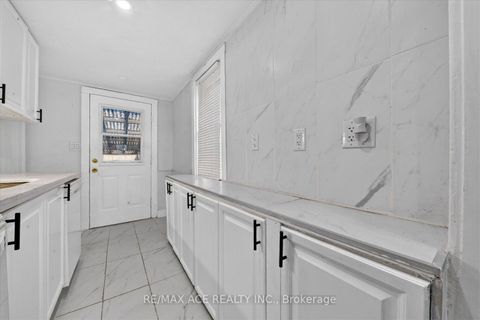 Photo 12 at 47 Laurel Avenue, Kennedy Park, Toronto