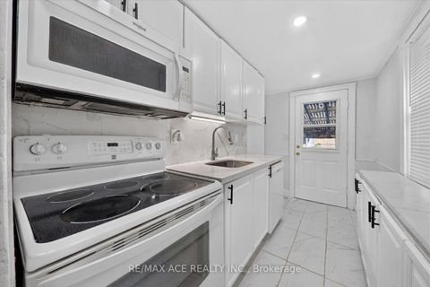 Photo 13 at 47 Laurel Avenue, Kennedy Park, Toronto