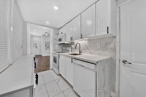 Photo 14 at 47 Laurel Avenue, Kennedy Park, Toronto