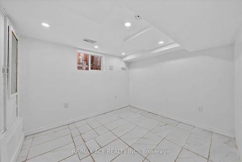 Photo 24 at 47 Laurel Avenue, Kennedy Park, Toronto