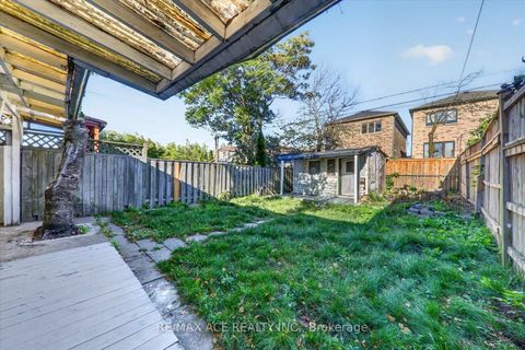 Photo 31 at 47 Laurel Avenue, Kennedy Park, Toronto