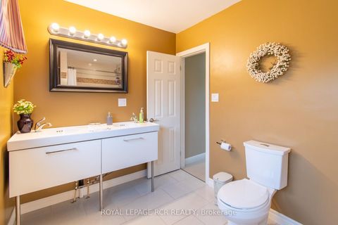 Photo 13 at 18 Oak Street, Wellington, Barrie