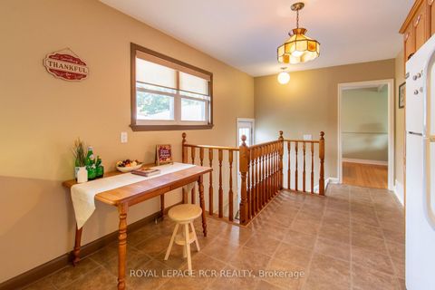 Photo 16 at 18 Oak Street, Wellington, Barrie