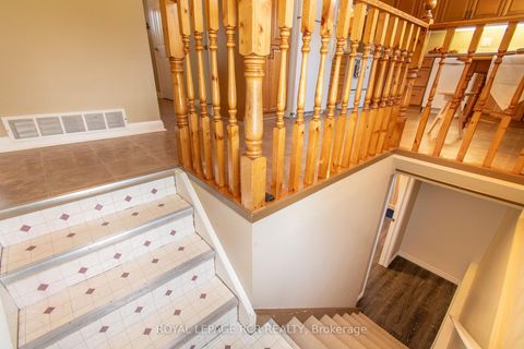 Photo 19 at 18 Oak Street, Wellington, Barrie
