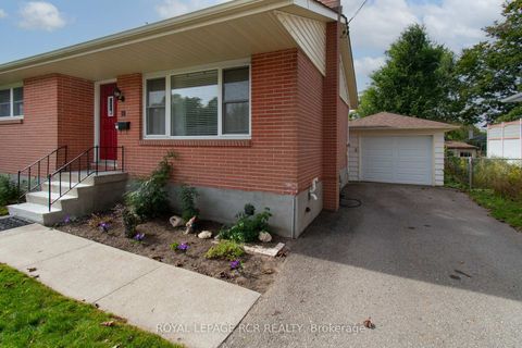 Photo 30 at 18 Oak Street, Wellington, Barrie