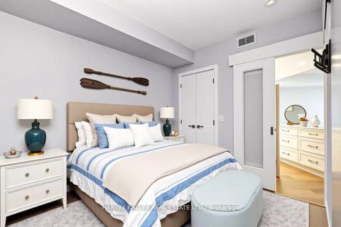 Photo 13 at 502 - 218 Queens Quay W, Waterfront Communities C1, Toronto