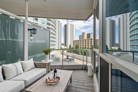 Photo 19 at 502 - 218 Queens Quay W, Waterfront Communities C1, Toronto