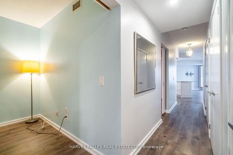 Photo 23 at 502 - 218 Queens Quay W, Waterfront Communities C1, Toronto
