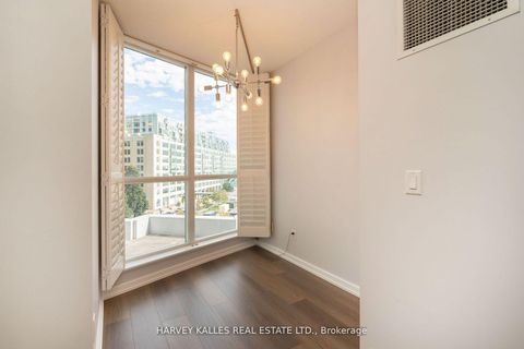 Photo 39 at 502 - 218 Queens Quay W, Waterfront Communities C1, Toronto