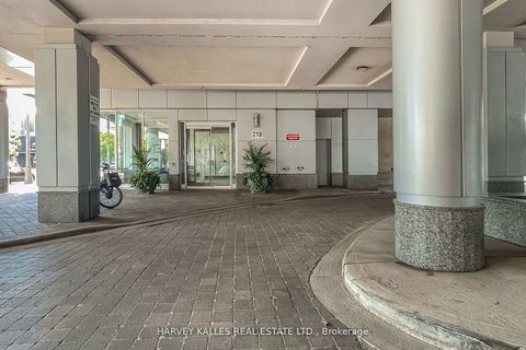 Photo 43 at 502 - 218 Queens Quay W, Waterfront Communities C1, Toronto