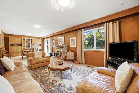 Photo 22 at 23 Banstock Drive, Steeles, Toronto