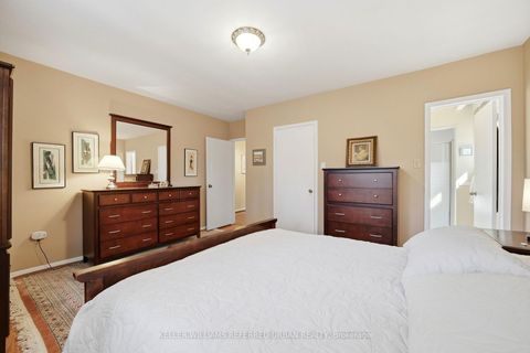 Photo 28 at 23 Banstock Drive, Steeles, Toronto