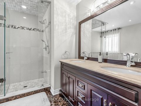 Photo 16 at 113 Sonoma Boulevard, Sonoma Heights, Vaughan