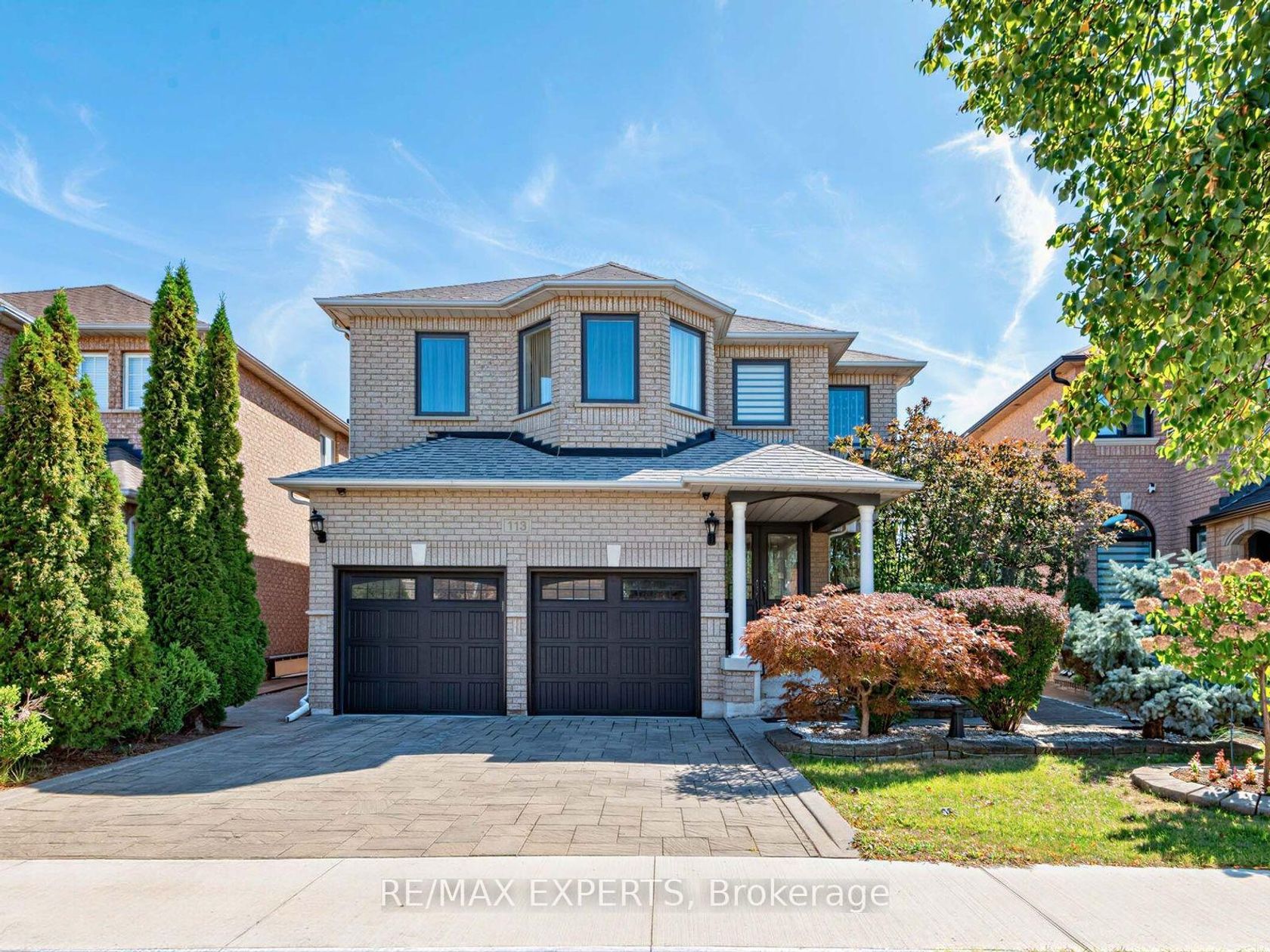 113 Sonoma Boulevard, Sonoma Heights, Vaughan photo number 2